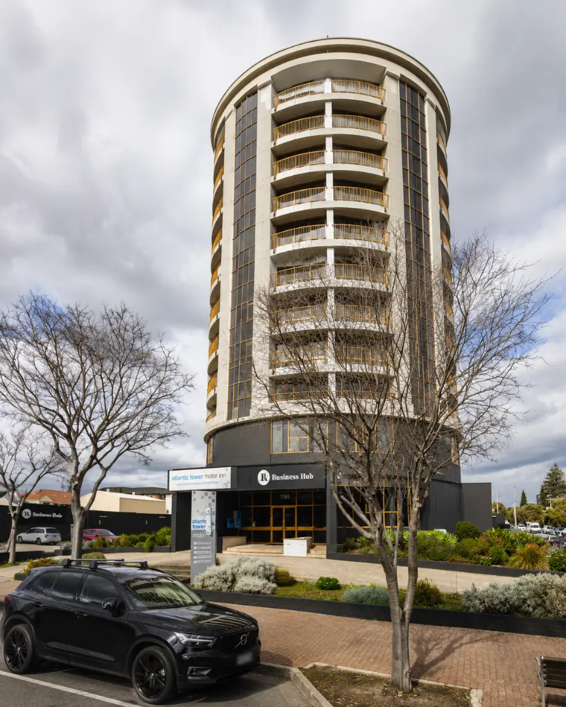 BayTax reception in the Glenelg office